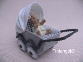 Tintangel 2015 – Pip en de Kinderwagen (March familie) (kdu554). Tintangel 2015 – Pip en de Kinderwagen.